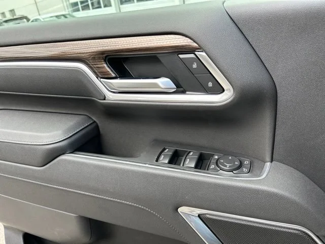New 2026 Sterling Gray Metallic Chevrolet LT image 13