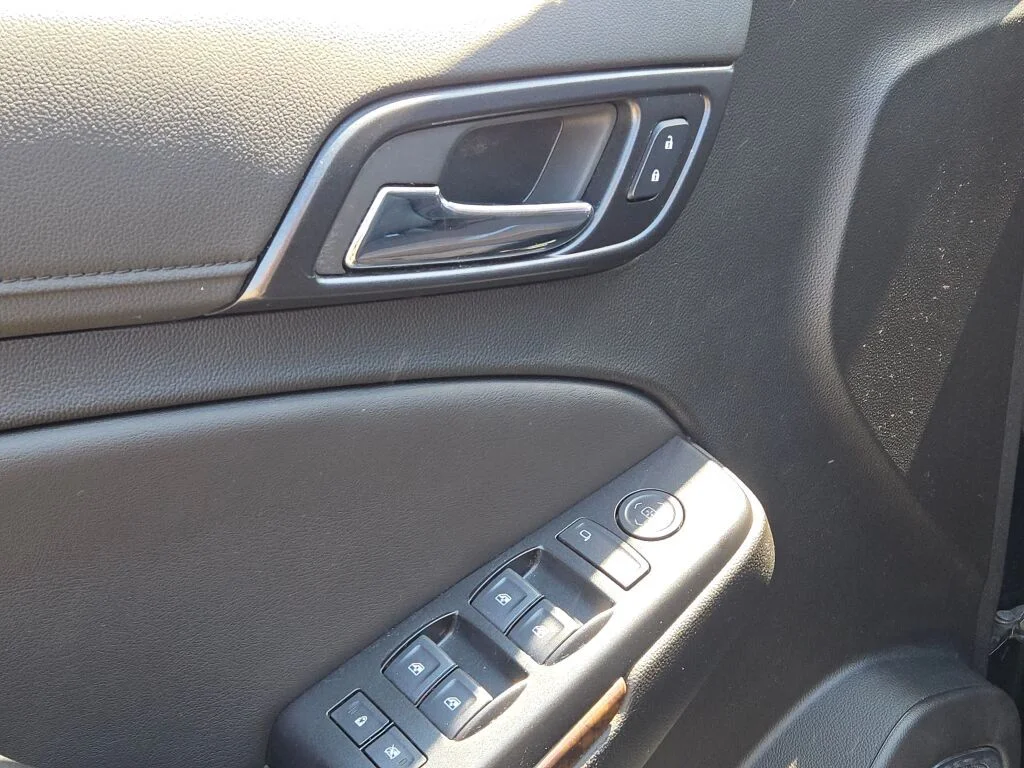 2020 Chevrolet Tahoe LS - Photo 22