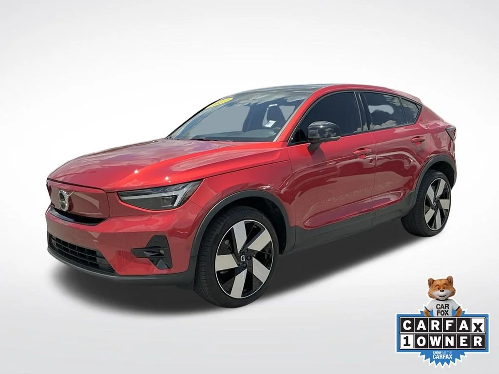 Used 2023 Red Volvo Ultimate image 1