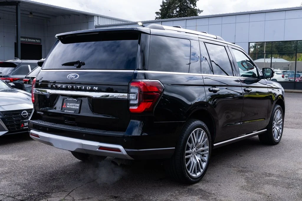 Used 2024 Black Ford Limited image 6