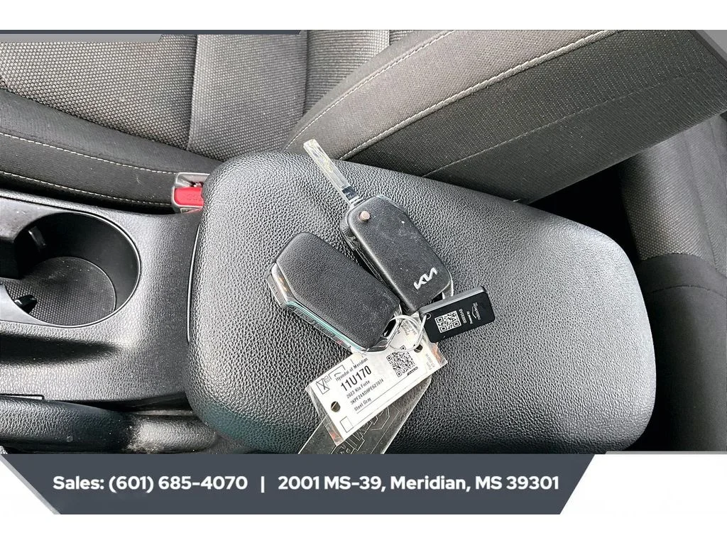 Used 2023 Steel Gray Kia LXS image 9