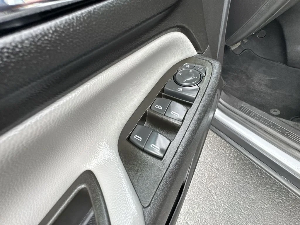 Used 2023 Gray Chevrolet LT image 23