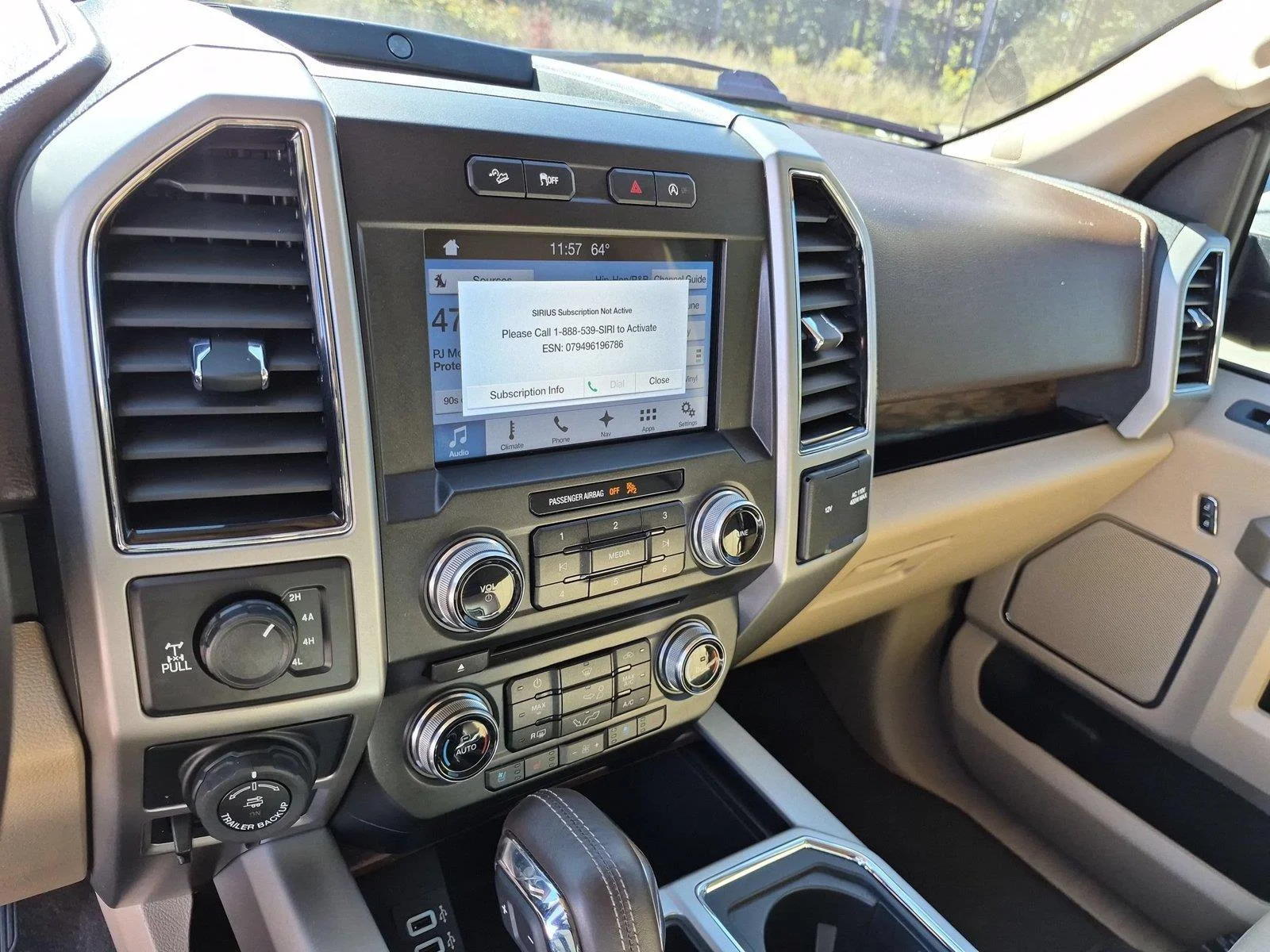 Used 2018 Blue Jeans Metallic Ford LARIAT image 23