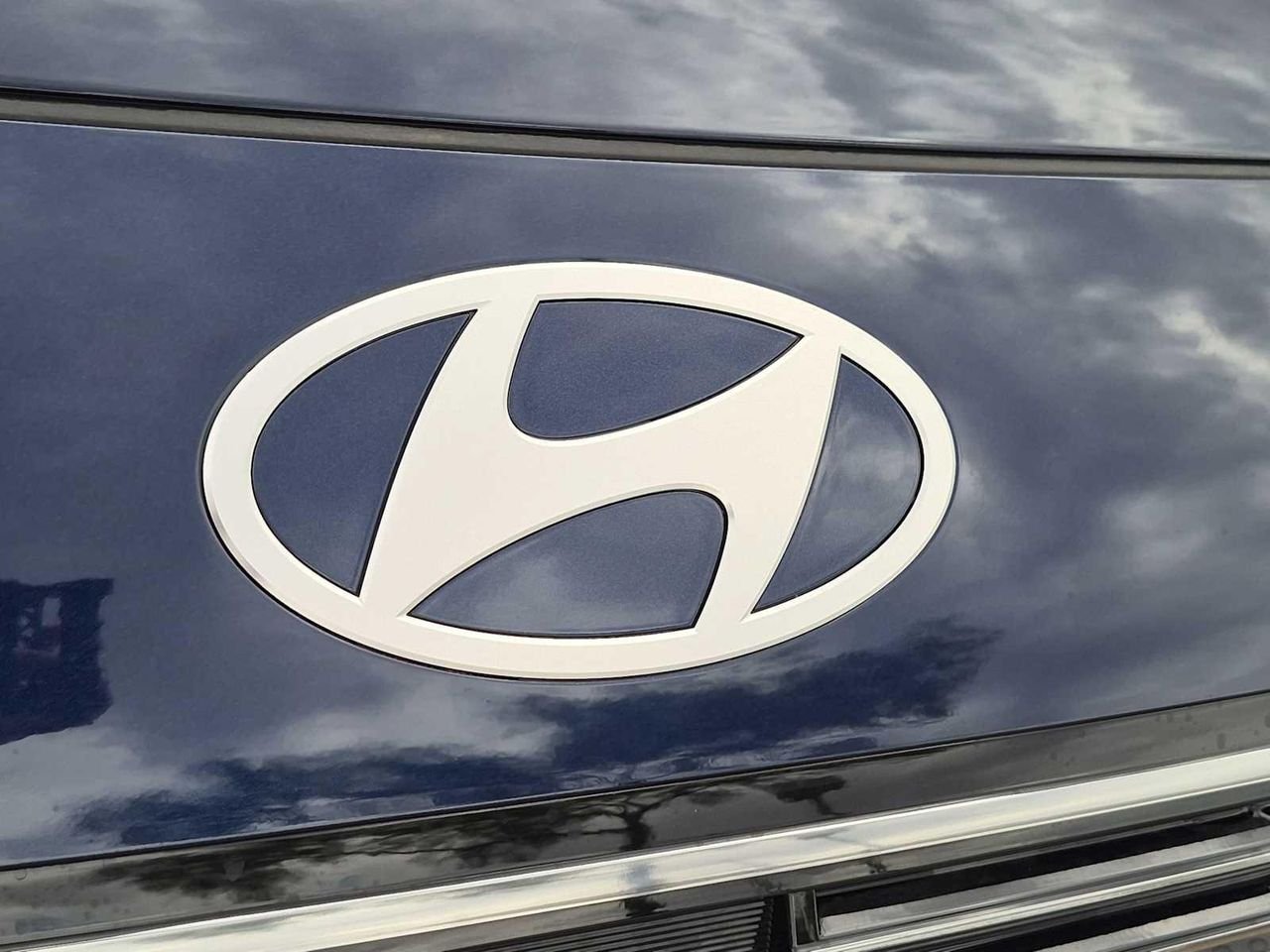 New 2026 Pacific Sapphire Hyundai Limited image 11