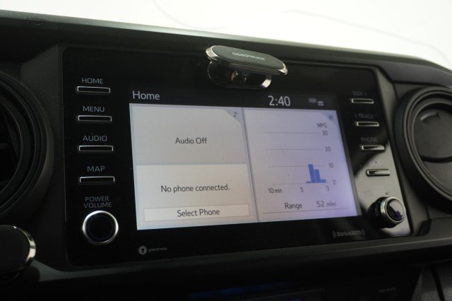 Used 2022  Toyota SR image 24