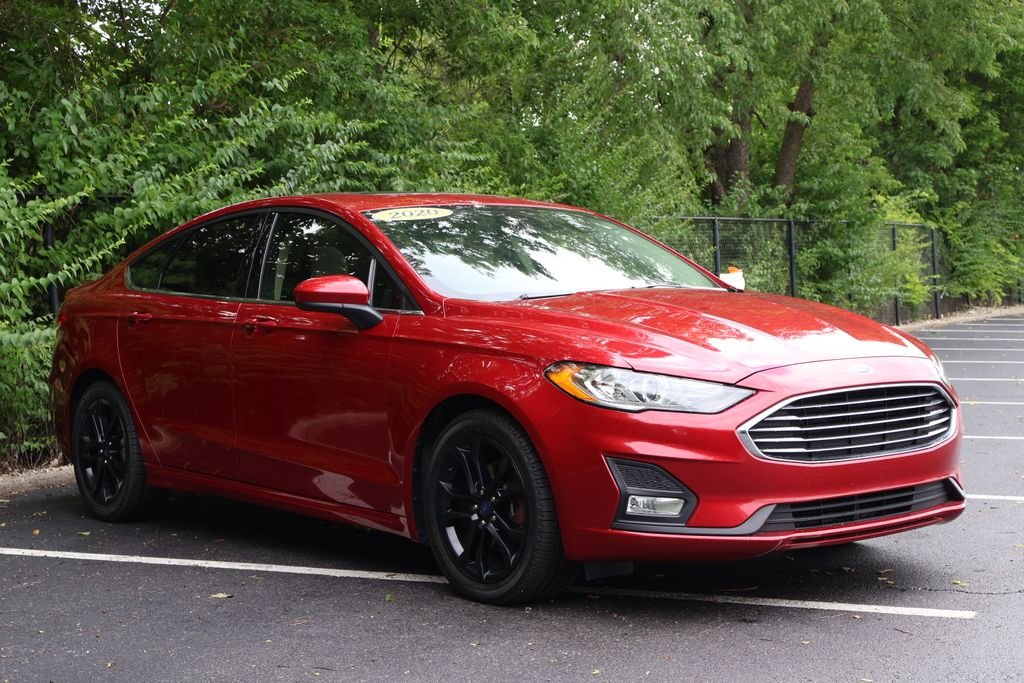 2020 Ford Fusion SE - Photo 12