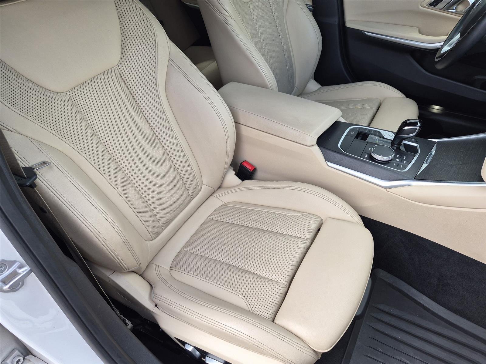 Used 2022 Mineral White Metallic BMW 330i xDrive image 37