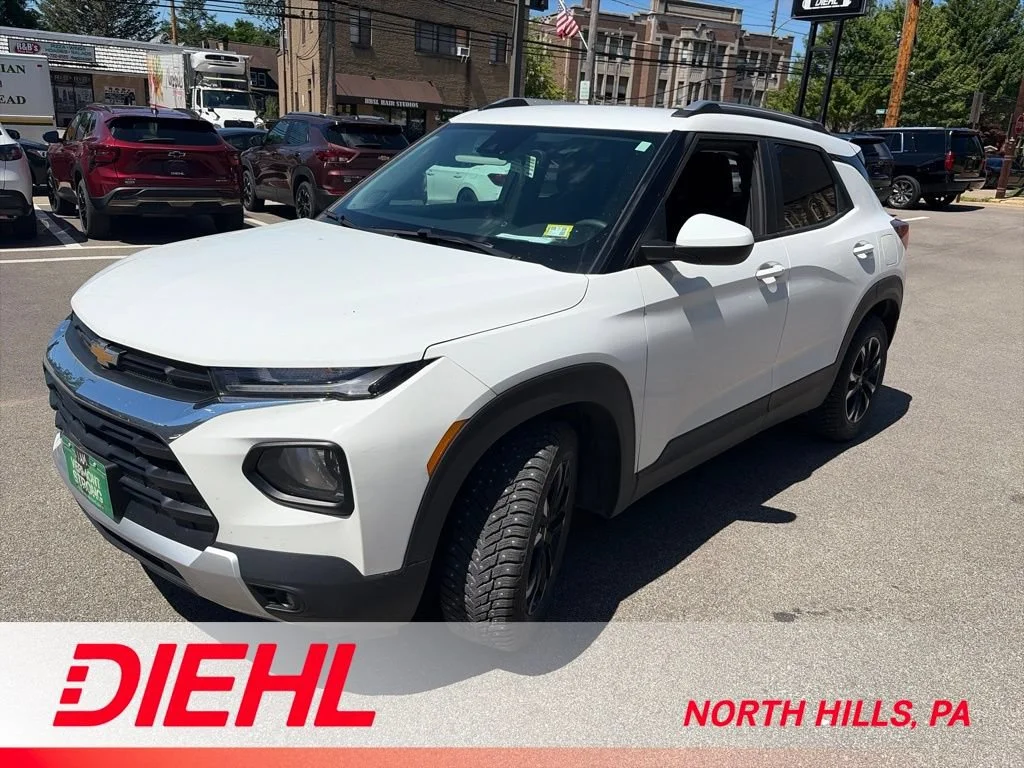 Used 2023 Summit White Chevrolet LT image 1