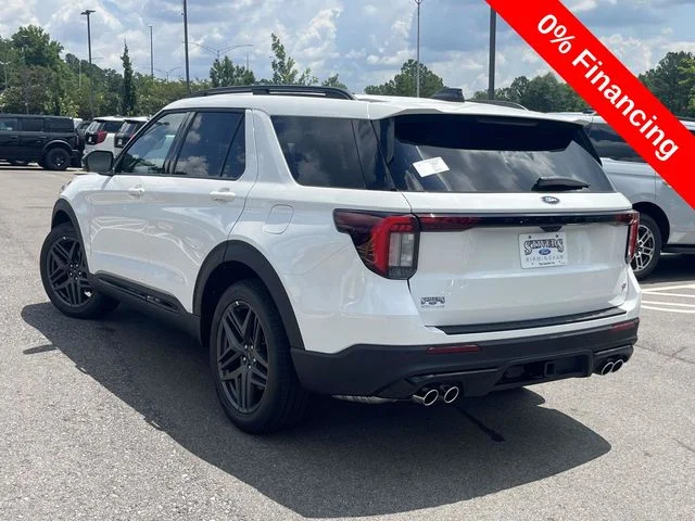 New 2026 Star White Metallic Tri-Coat Ford ST image 4