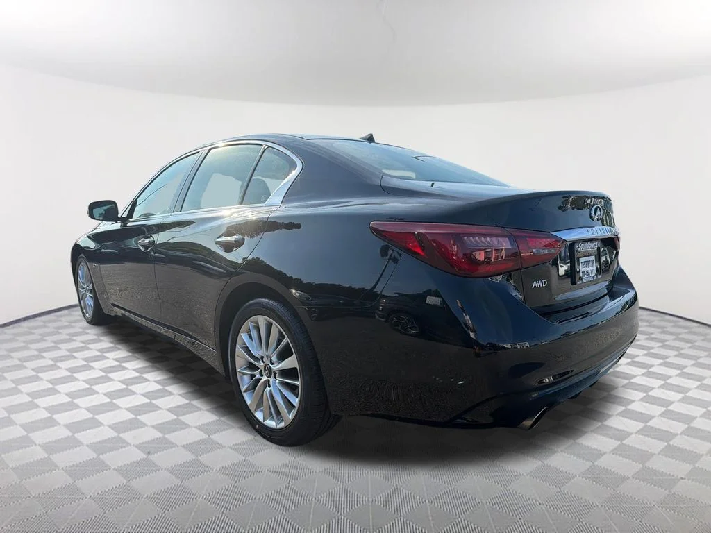 Used 2020 Black INFINITI 3.0t LUXE image 7
