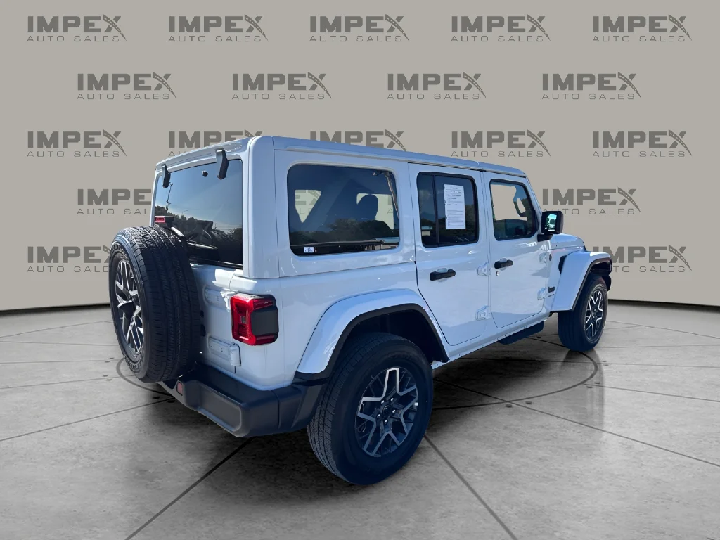 Used 2026 White Jeep Sahara image 5