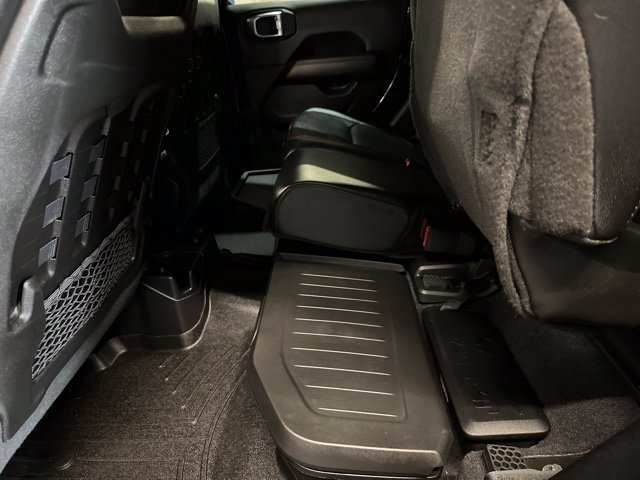 Used 2020 Black Clearcoat Jeep Rubicon image 11