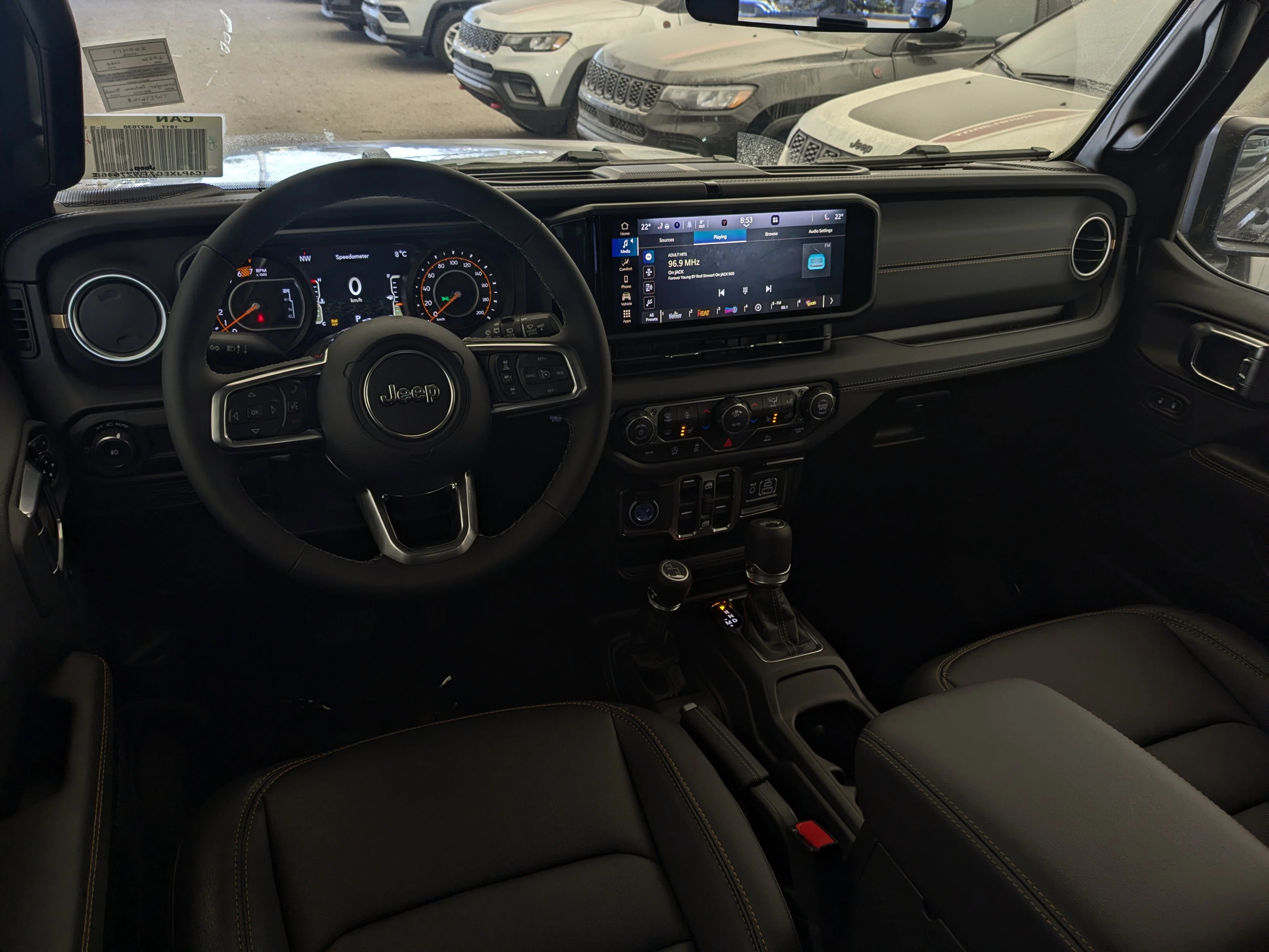 New 2026 Black Jeep Sahara - - McKinley Leather Seats - Body?Colour Hardtop - Side Steps - 3.6L Pentastar V6 & More image 22