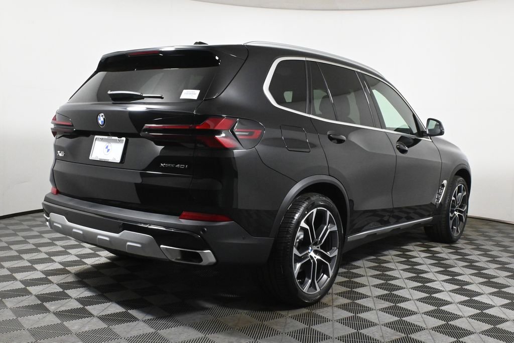 Used 2026 Black BMW xDrive40i image 7