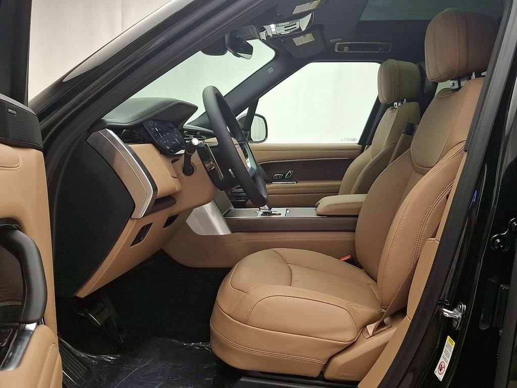 New 2026 Santorini Black Land Rover SE image 10