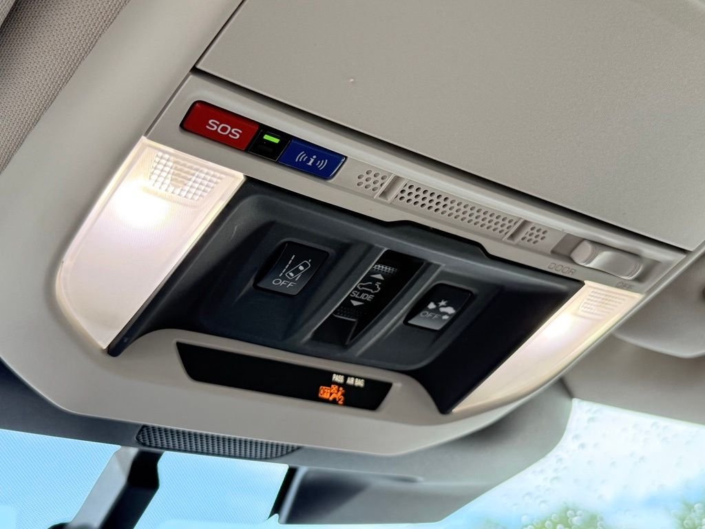 Used 2024 Silver Subaru Sport image 17