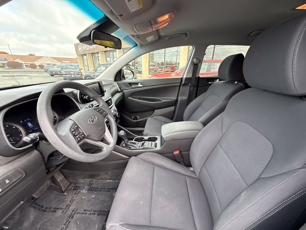 Used 2020 Blue Hyundai SE image 15