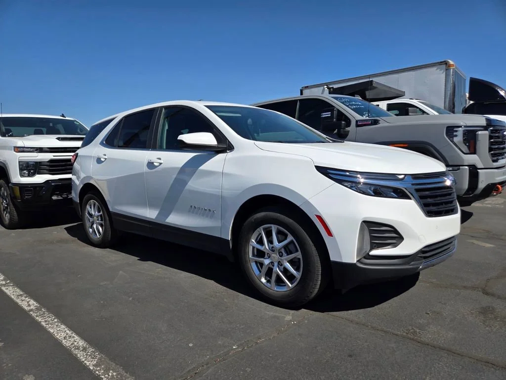 Used 2023 Summit White Chevrolet LT image 1