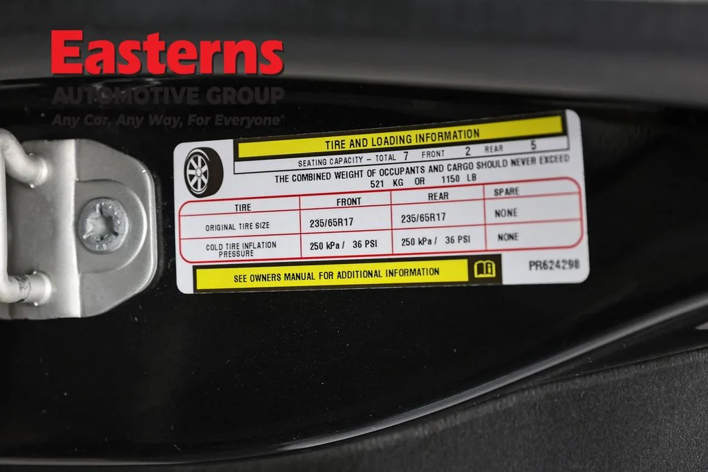 Used 2023 Black Chrysler Touring L image 35