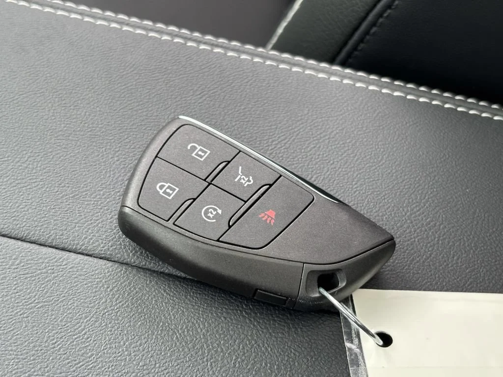 New 2027 Sterling Metallic GMC Denali image 26