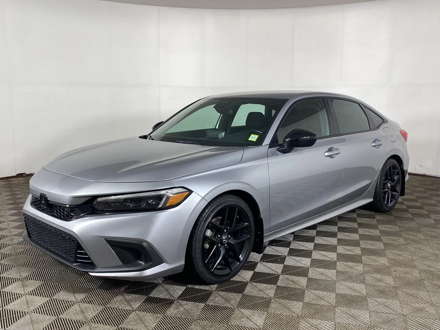 Used 2022 Lunar Silver Metallic Honda Sport image 24