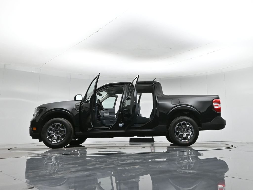 New 2026 Shadow Black Ford XLT image 45