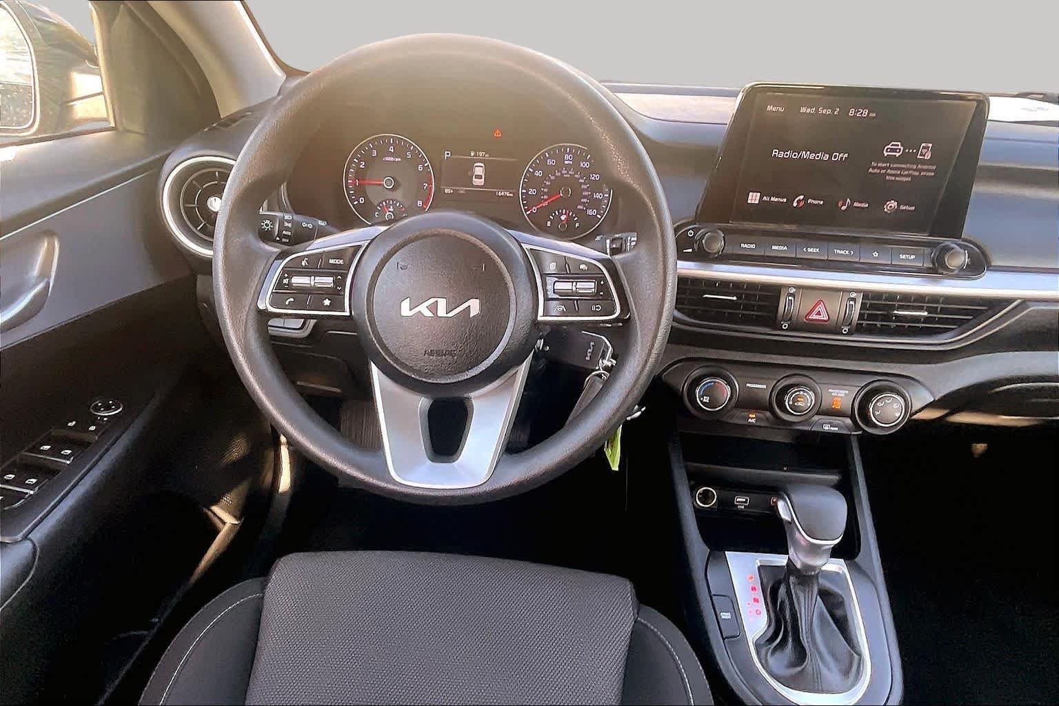 Pre-Owned 2024 Kia Forte LXS