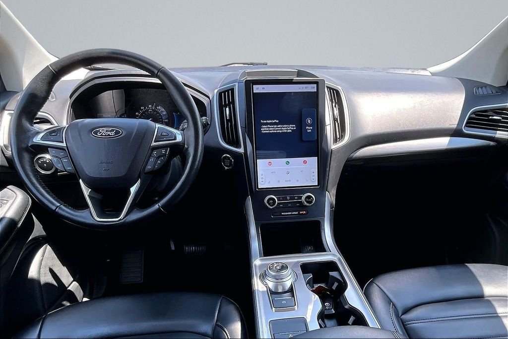Used 2023 Gray Ford SEL image 13