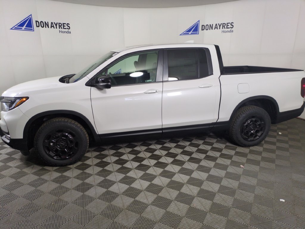 2026 Honda Ridgeline TrailSport - Photo 2