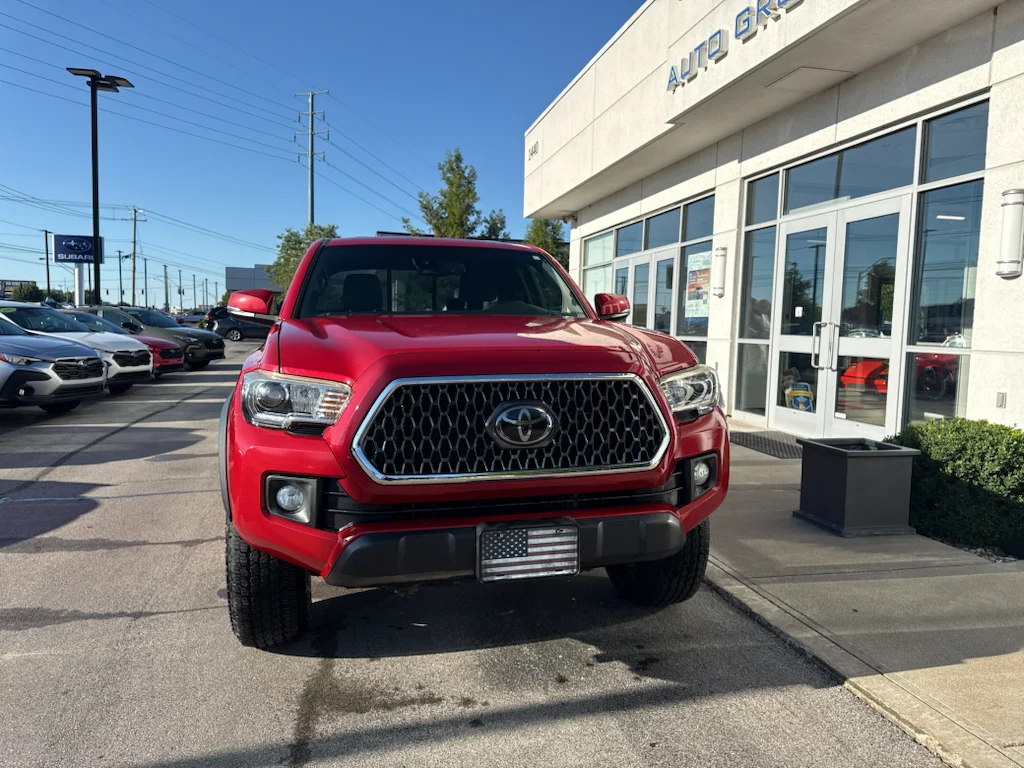 Used 2018 Red Toyota SR5 image 8