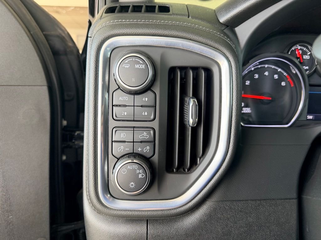 Used 2021 Black Chevrolet RST image 19