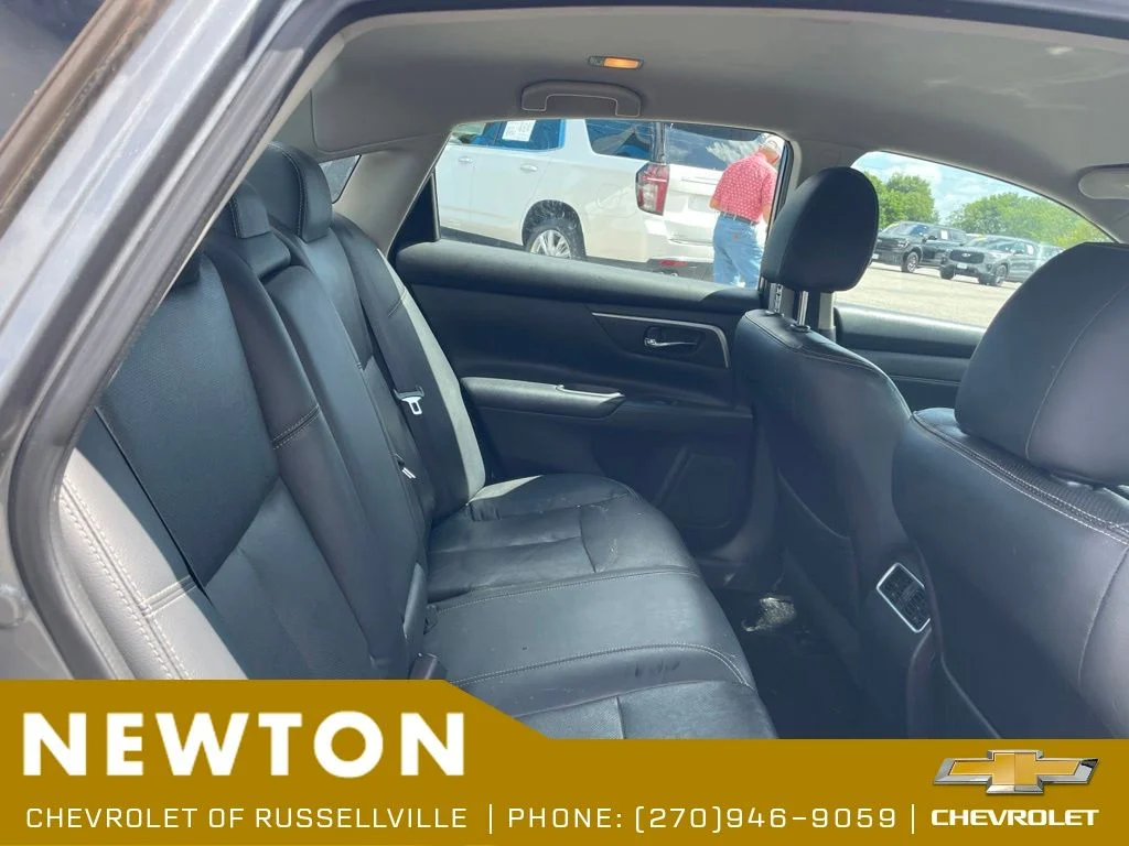 Used 2018 Gun Metallic Nissan 2.5 SL image 9