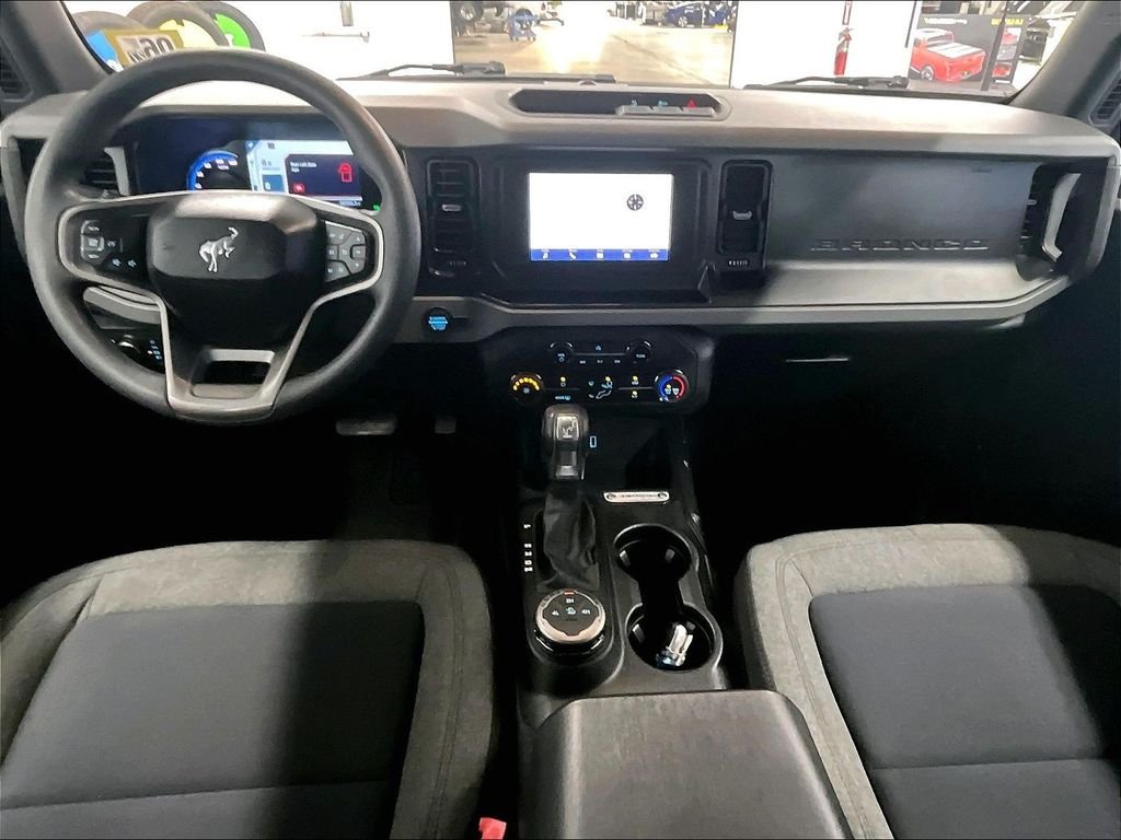 Used 2021 Blue Metallic Ford Base image 21