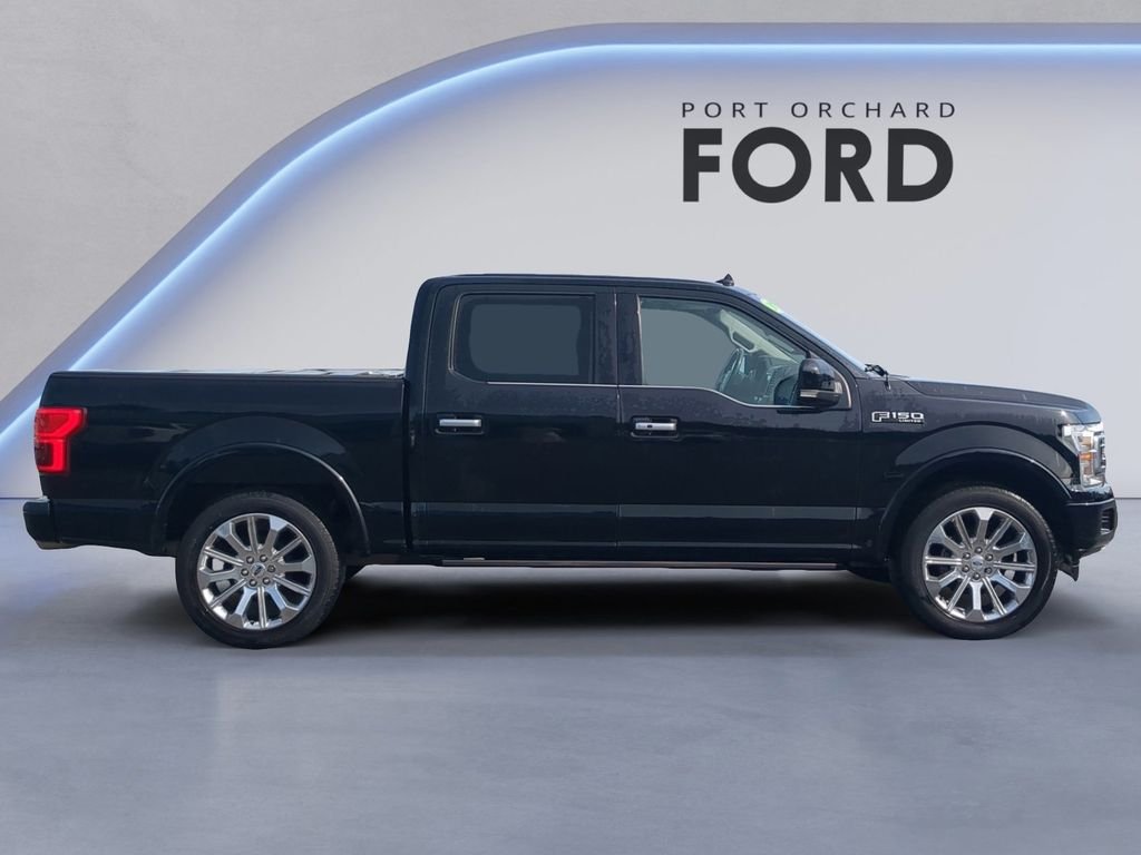 Used 2019  Ford Limited image 8