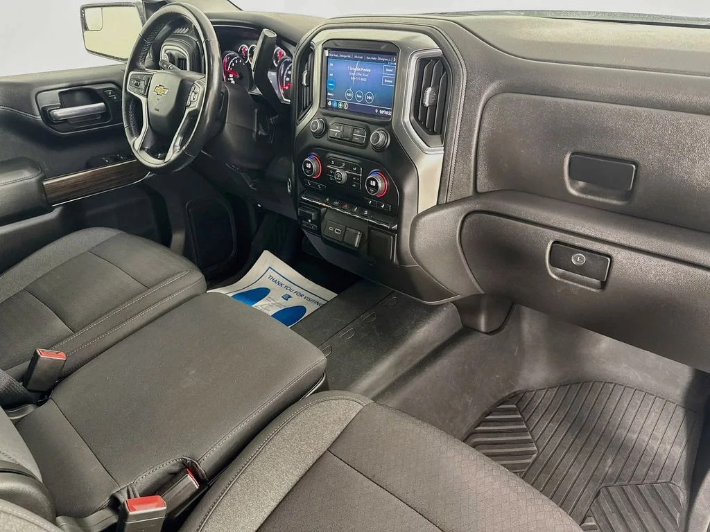 Used 2021 Summit White Chevrolet LT image 37