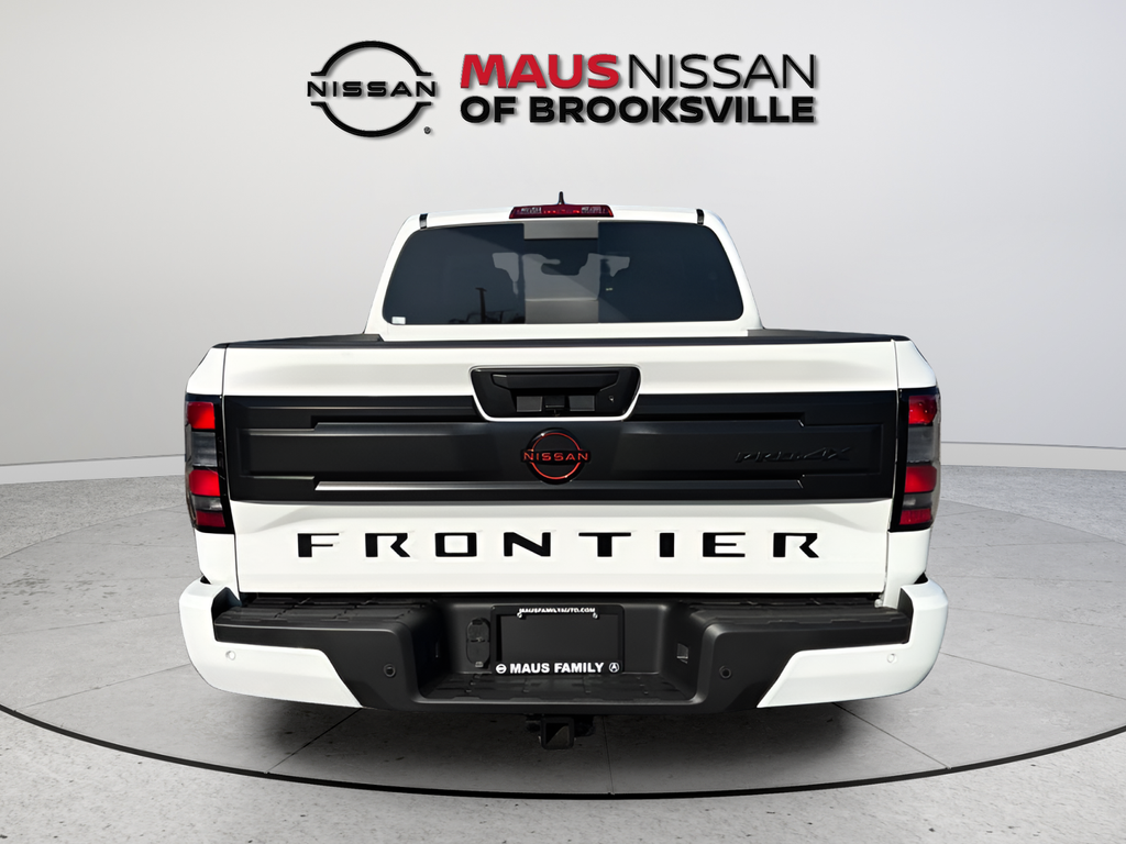 New 2026 White Nissan PRO-4X image 7