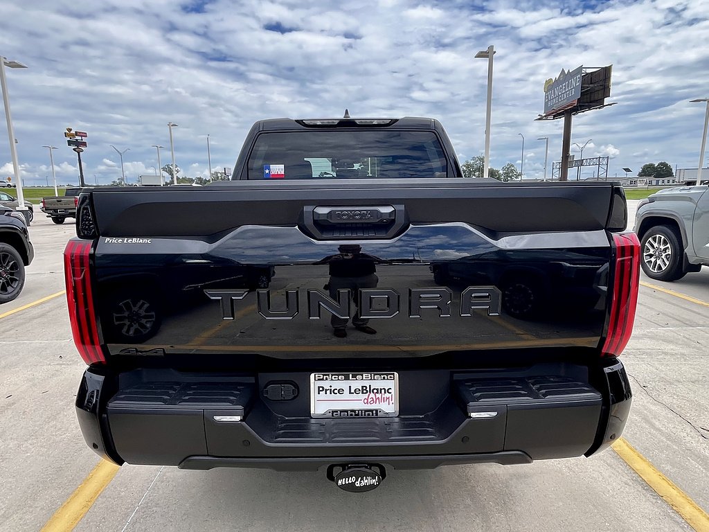 2026 Toyota Tundra SR5 - Photo 4
