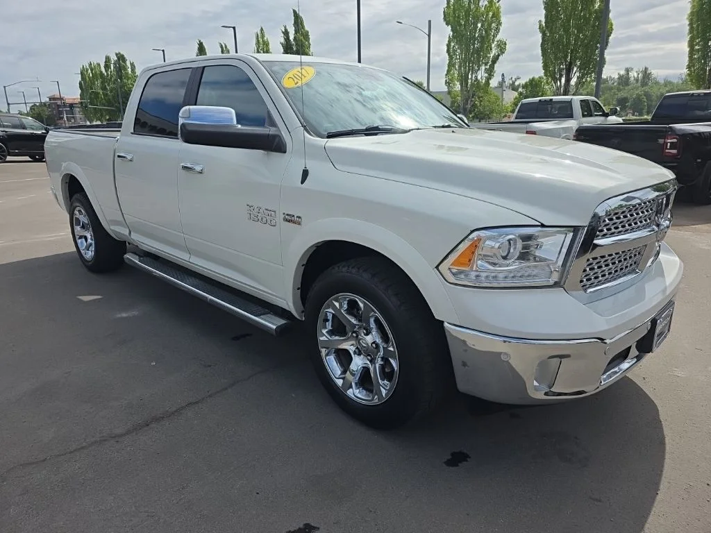 Used 2017 White Ram Laramie image 7