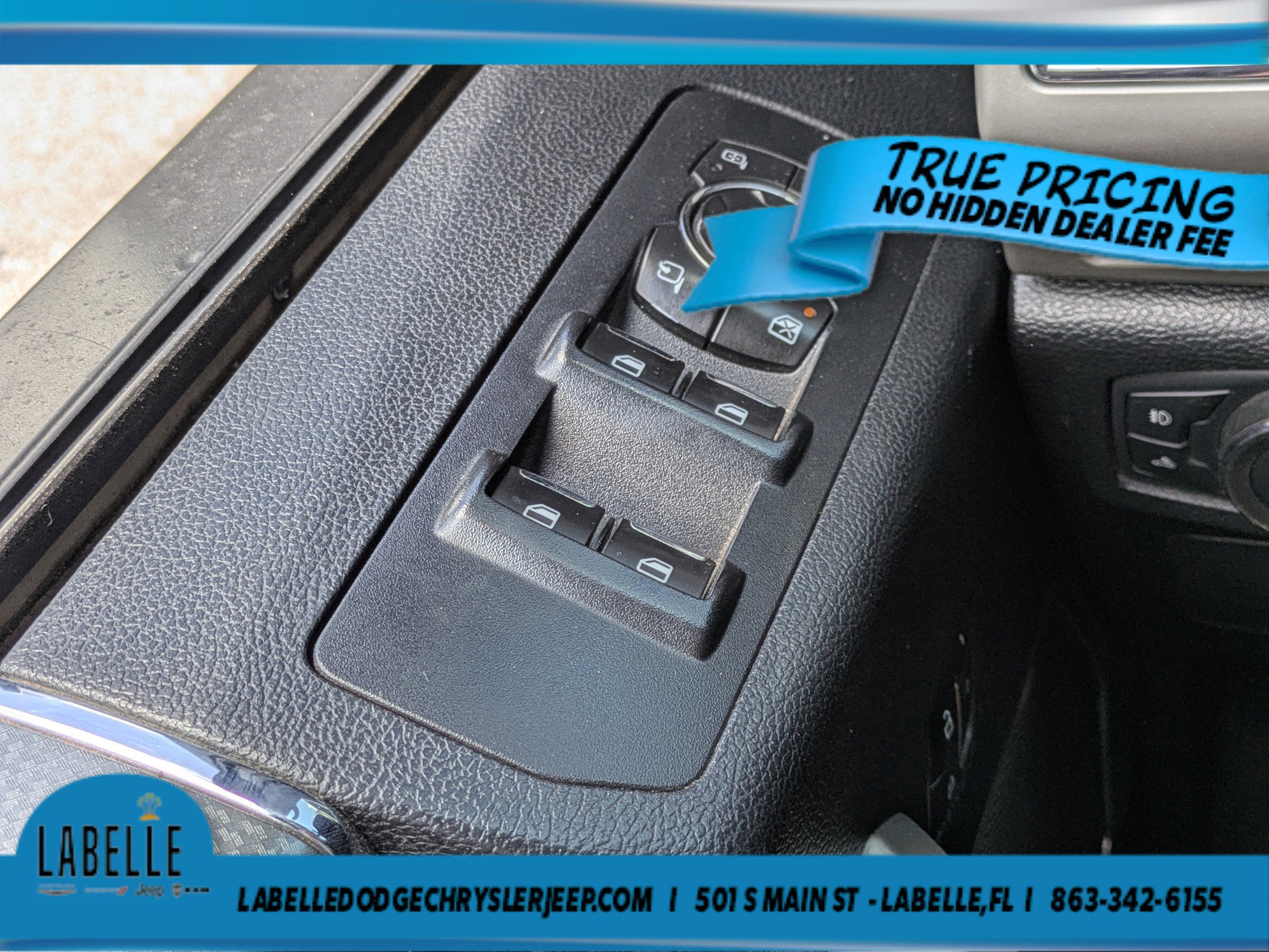 Used 2015  Ford Lariat image 20
