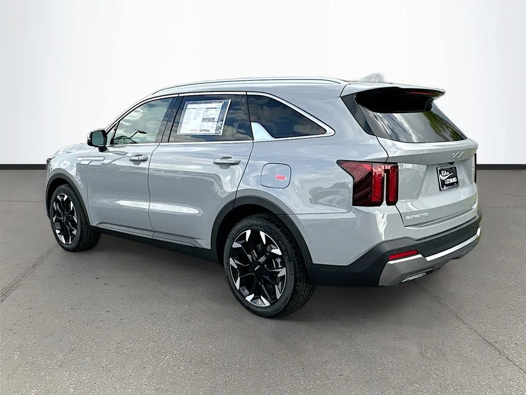 New 2026 Wolf Gray Kia EX image 5