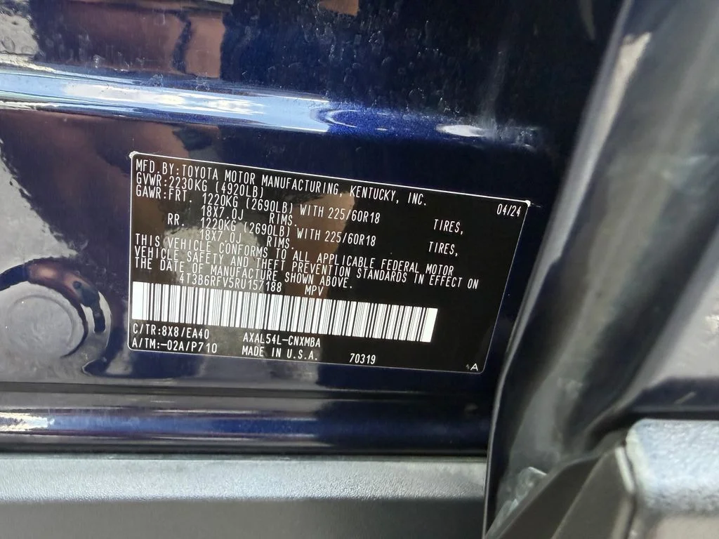 Used 2024 Blue Toyota XLE Premium image 26