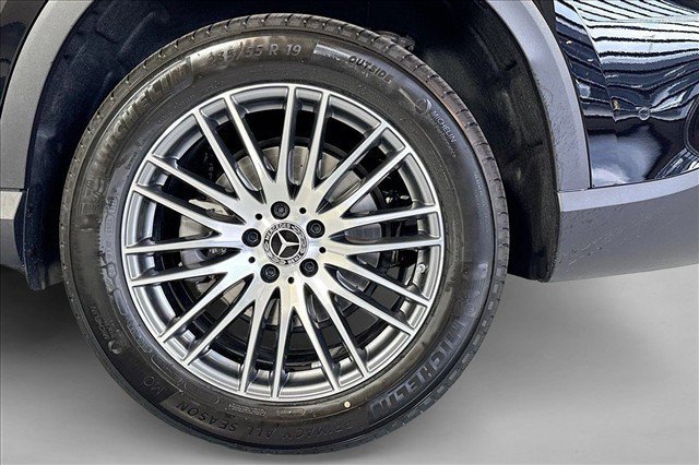 New 2026 Black Mercedes-Benz GLC 300 image 59