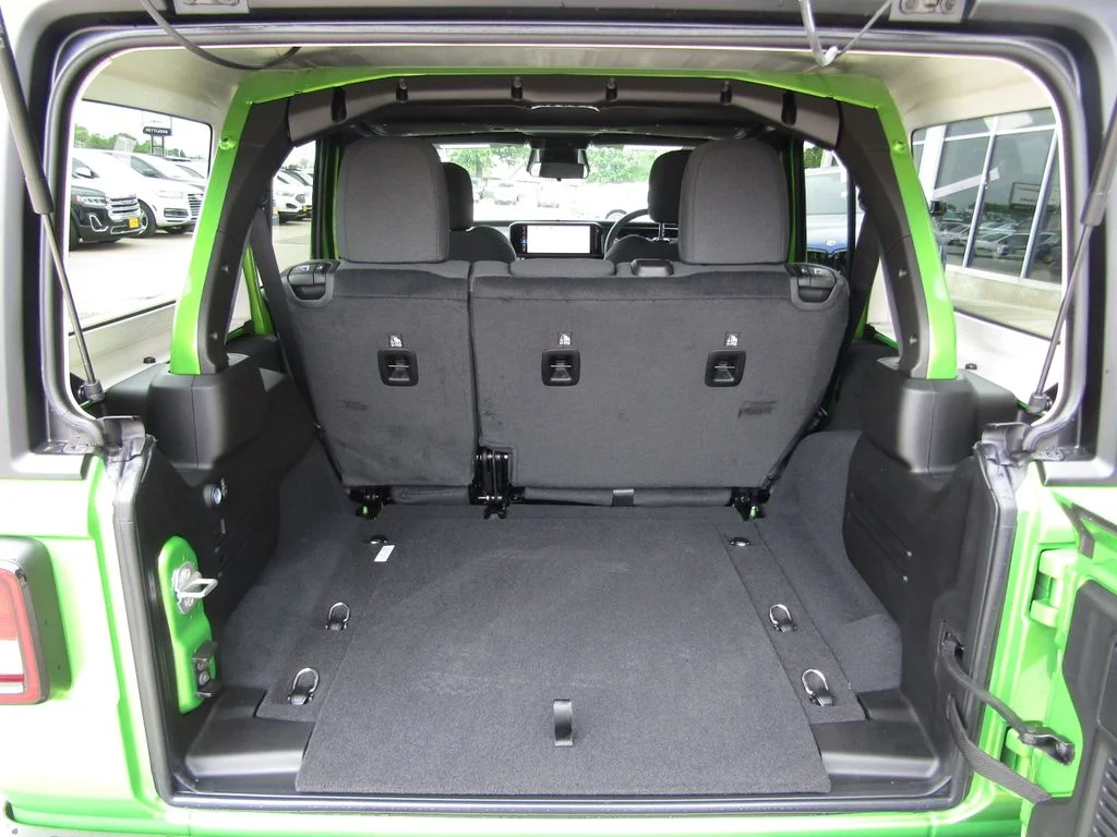 New 2026 Mojito Clearcoat Jeep Sport RHD image 25