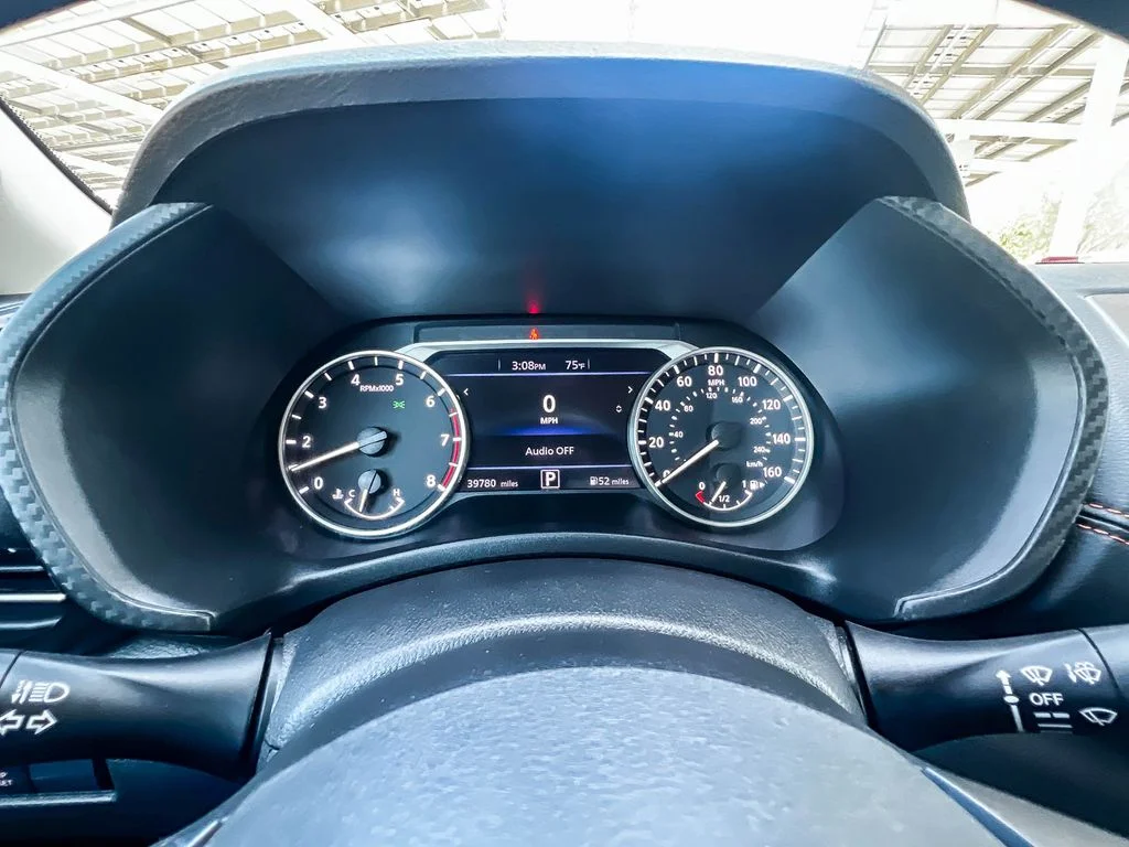 Used 2022 Black Nissan SR image 21