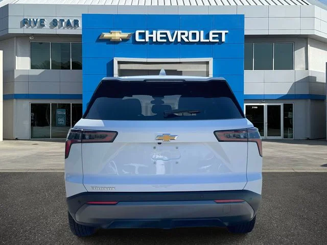 Used 2025 White Chevrolet LT image 5