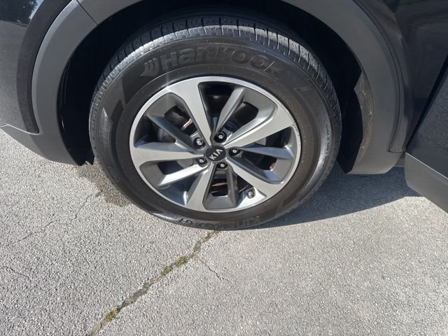 Used 2020 Black Kia LX image 19
