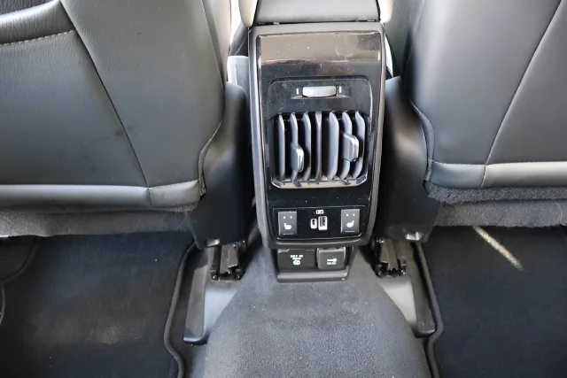 Used 2022 Laser Blue Pearlcoat Jeep Limited image 25