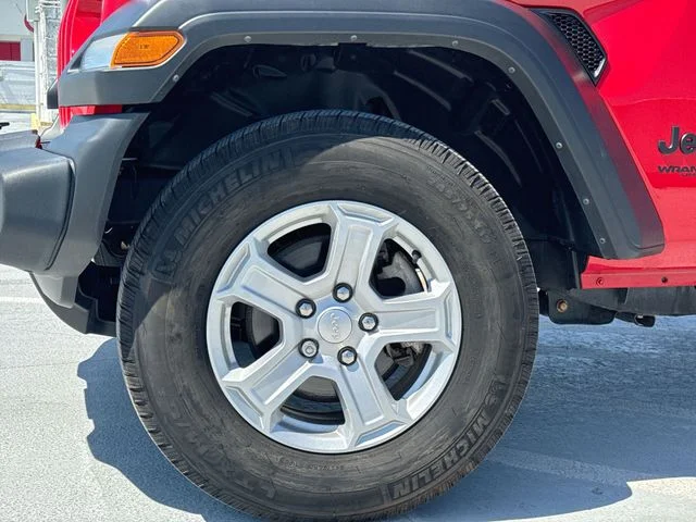 Used 2022 Red Jeep Unlimited Sport S image 10
