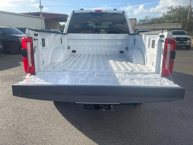 New 2026 Oxford White Ford F-250® Lariat® image 22