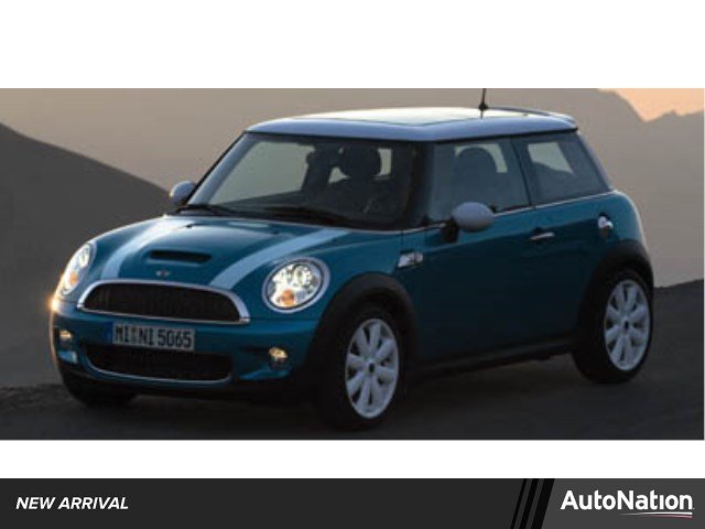 Used 2007 Chili Red MINI S image 1